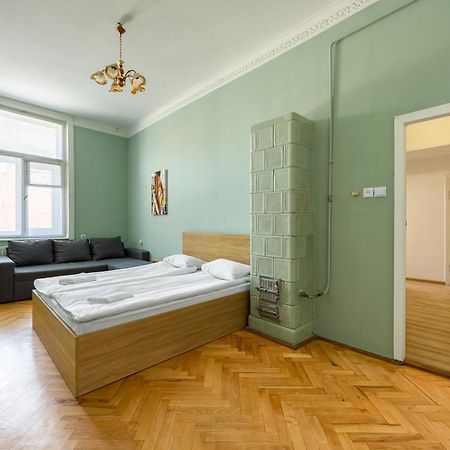 Апартаменти На Коперника Leópolis Exterior foto